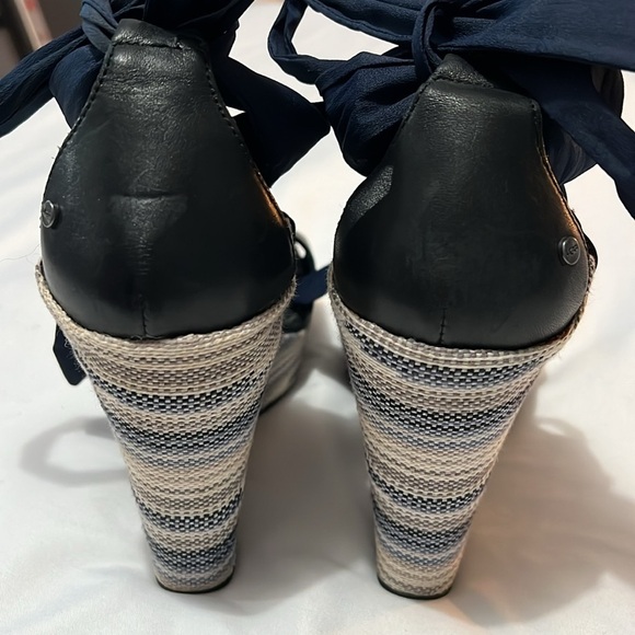 UGG Jules Ankle Wrap Platform Wedge Leather Sandals - Picture 6 of 10